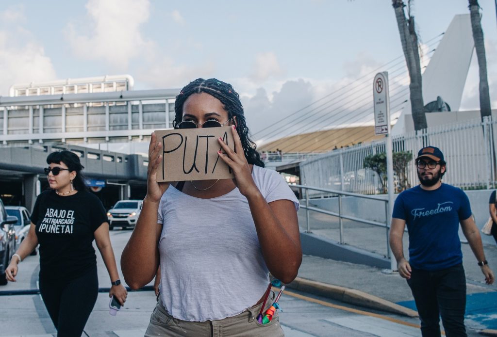Imagen de protesta por renuncia de Ricardo Rosselló (Mari Blanca Robles)