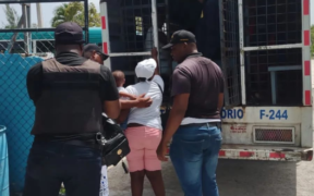 Deportación de mujeres haitianas