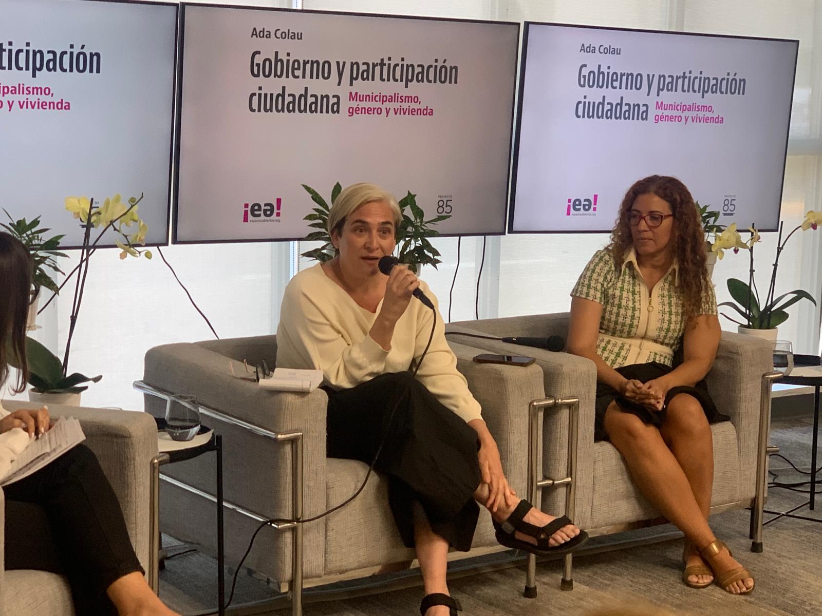 Ada Colau, exalcaldesa Barcelona durante su visita a Puerto Rico